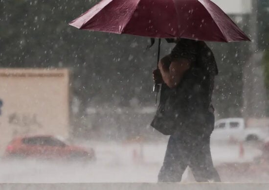 Inmet emite alerta de tempestade em 533 cidades do país