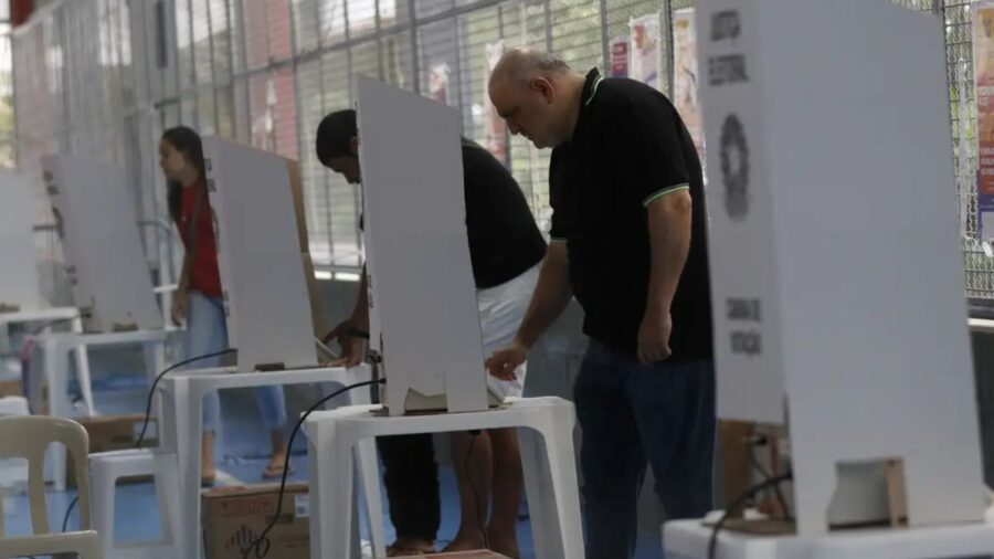 pesquisa trouxe um retrato diversificado sobre o posicionamento político dos eleitores - Foto: Fernando Frazão/Agência Brasil