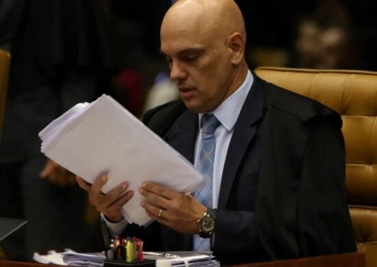 O ministro do STF, Alexandre de Moraes, distribuiu um prazo de 5 dias para que a plataforma X comprove sua regularidade no Brasil. Foto: Fabio Pozzebom/Agência Brasil