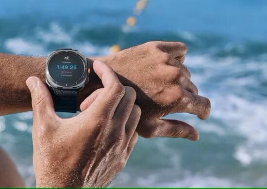 Galaxy Watch Ultra é um relógio inteligente projetado para esportes extremos