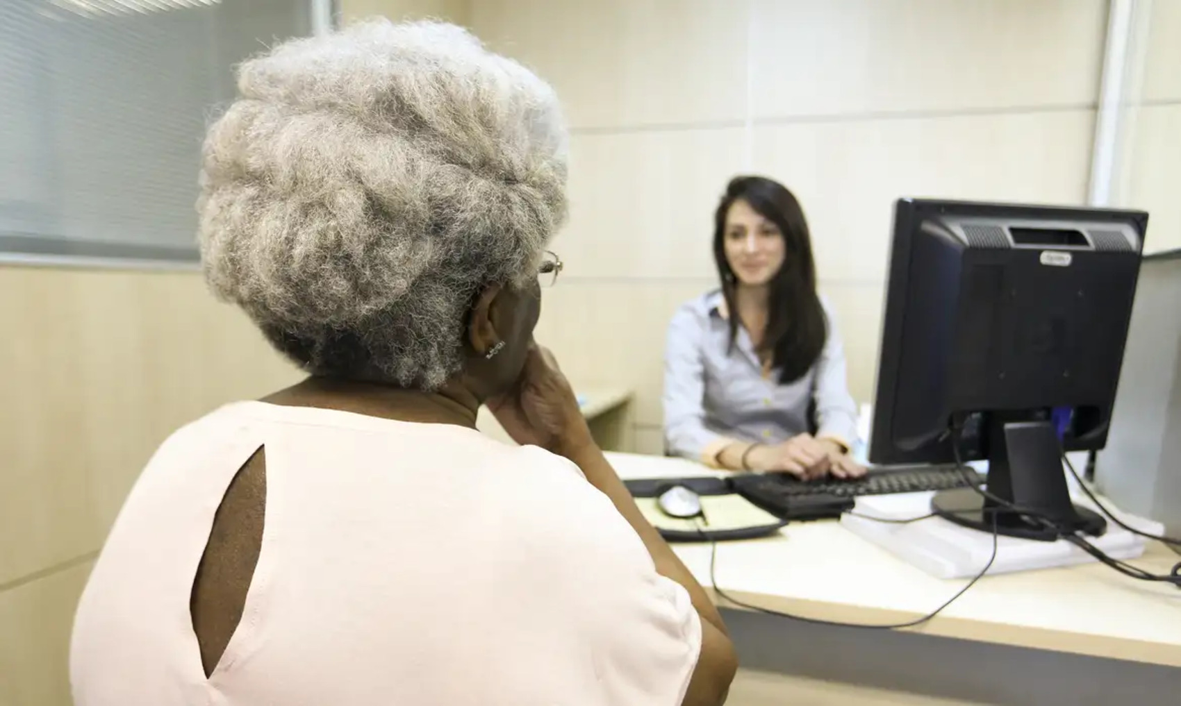 Mercado de trabalho: 19% da população ativa no DF é de pessoas idosas