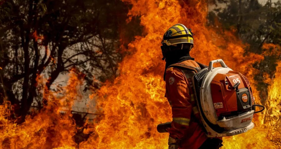 Brasil pede apoio internacional para combater incêndios