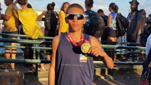 Estudante-atleta Karl Marx conquistou medalha de ouro na prova de 150 m, na Série Prata - Foto: Seduc/Governo do Tocantins