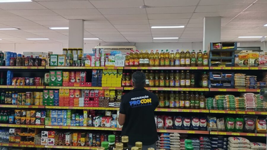 Procon visitou oito estabelecimentos comerciais de Araguaína - Foto: Ascom Procon/Governo do Tocantins