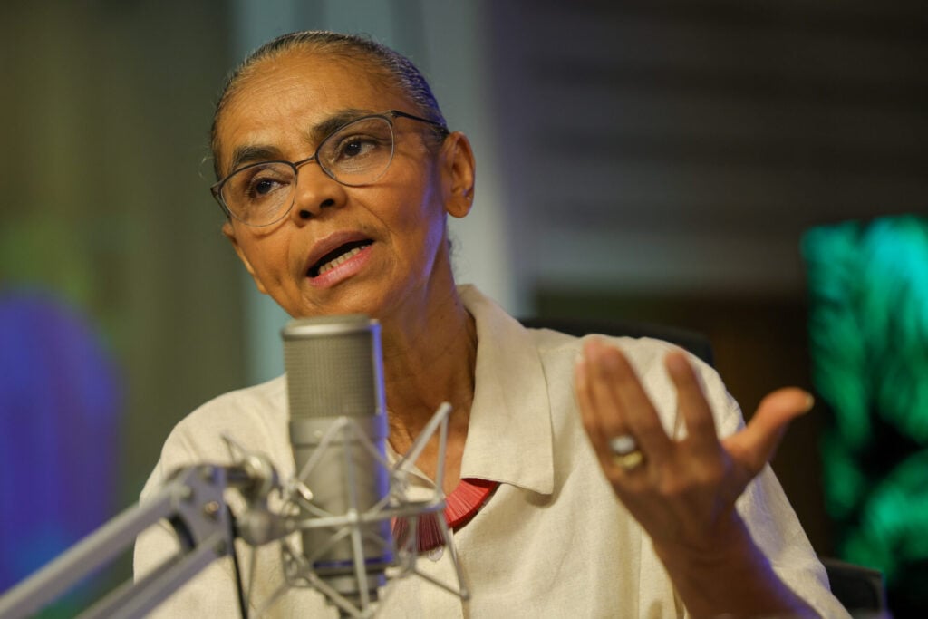 Ministra Marina Silva fala sobre a BR-319 e diz que obras sem estudos podem agravar seca e incêndios.