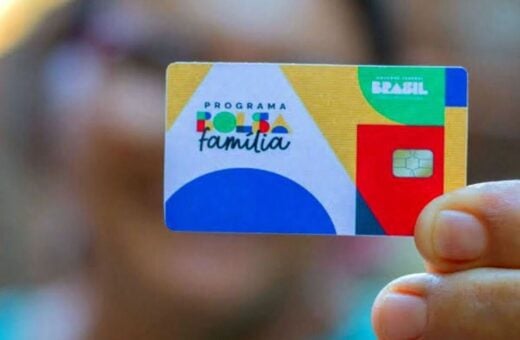 Bolsa Família: 177 mil famílias do DF recebem pagamento até 31 de outubro