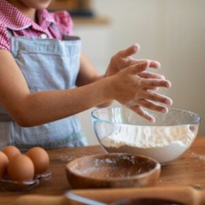 Ao seguir esta receita, você garante um doce inesquecível, recheado de sabor e alegria, e ainda pode aproveitar a oportunidade para ensinar às crianças o valor de momentos especiais em família