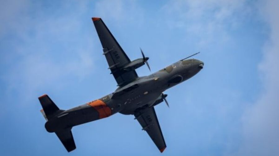 FAB busca por avião de pequeno porte que sumiu dos radares durante tempestade.