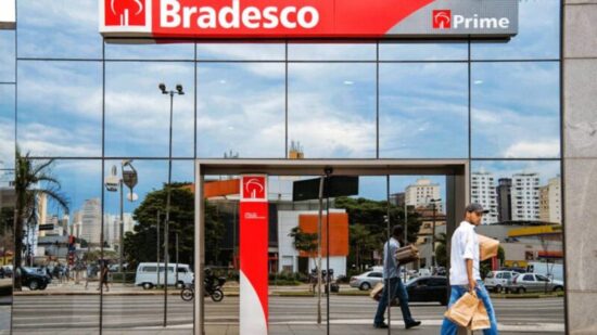 JBS planeja comprar banco Bradesco