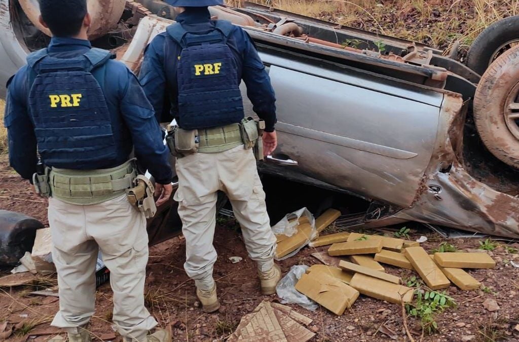 Caminhonete tem registro de furto/roubo em Minas Gerais - Foto: Divulgação/PRF TO