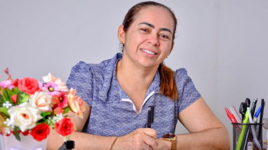 A professora é a nova prefeita de Rio Preto da Eva - Foto: acervo pessoal