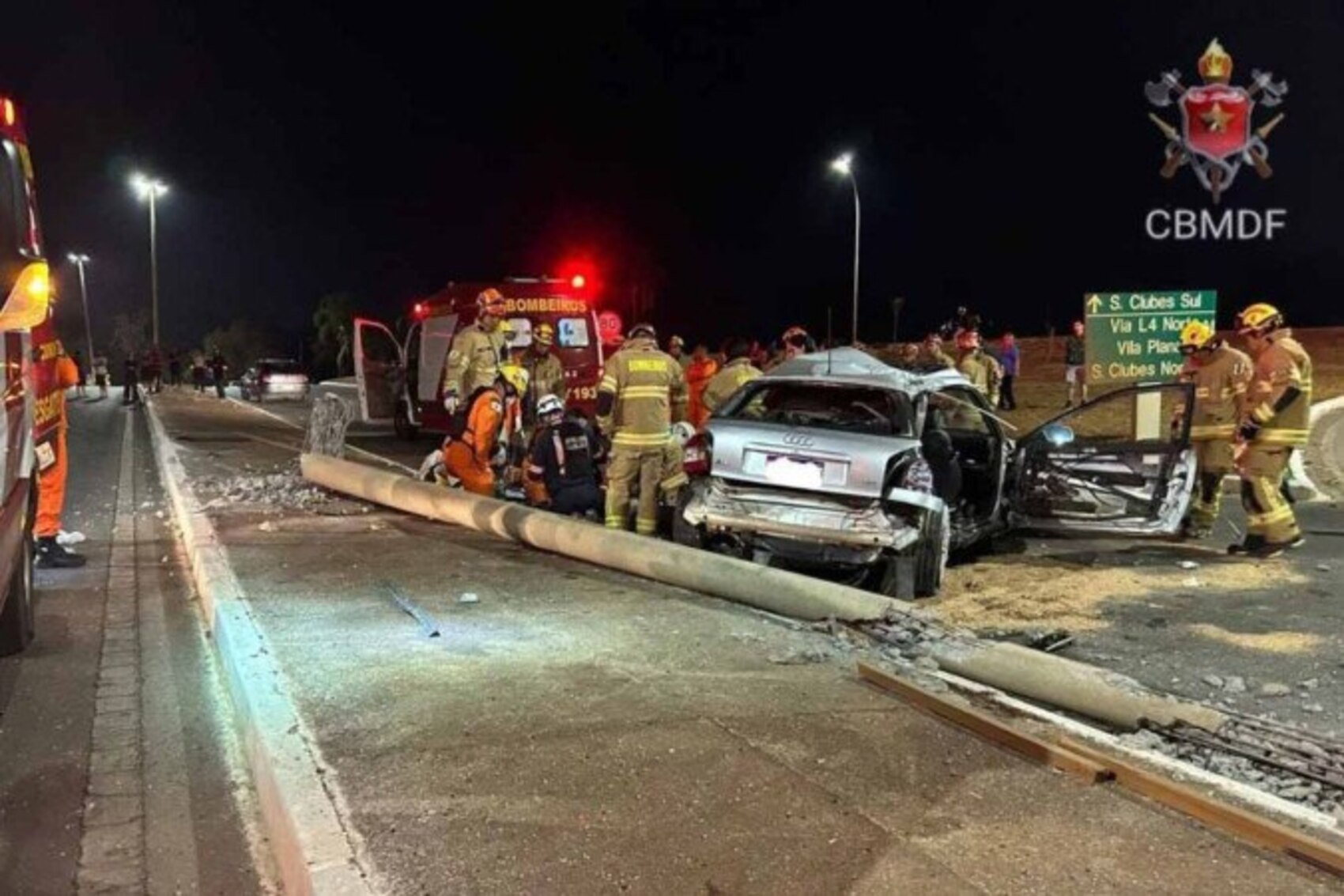 Motorista do DF morre após bater audi em poste perto da Ponte JK