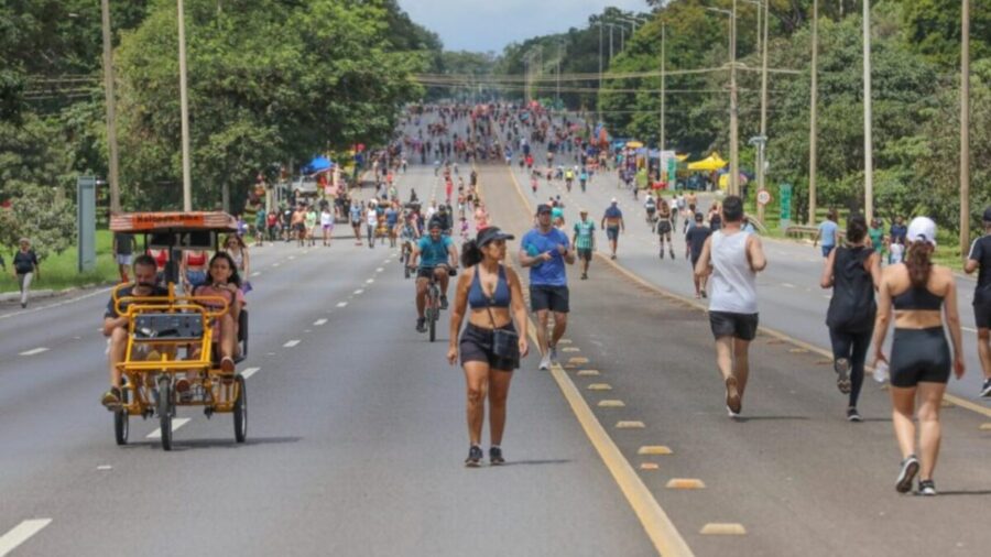 Eixão do Lazer: PLs que liberam venda de bebidas alcóolicas e food trucks serão votadas