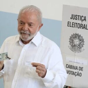 Lula votou pela manhã em São Bernardo do Campo