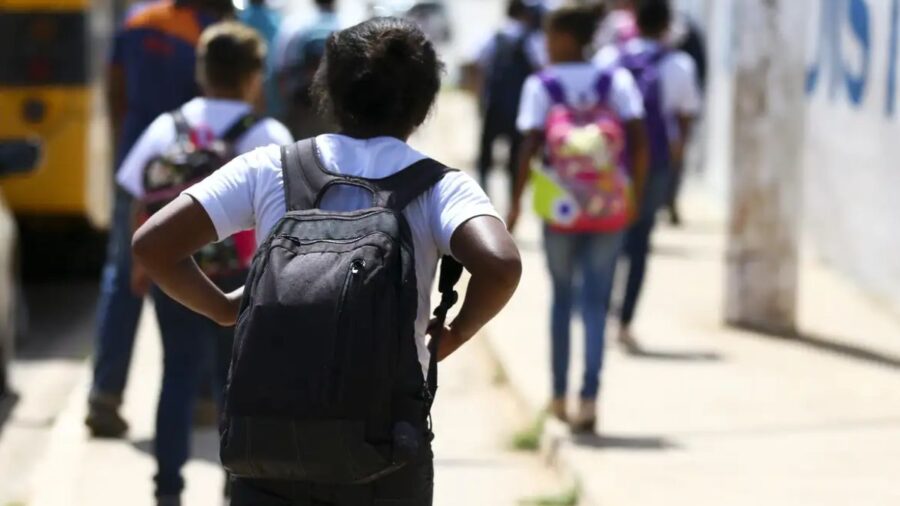 Sistema de umidificação em escola do DF aumenta conforto de estudantes - Foto: Marcelo Camargo/Agência Brasil