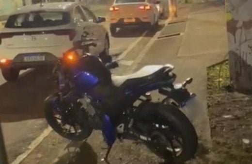 Motociclista colidiu com um poste em Manaus - Foto: Reprodução