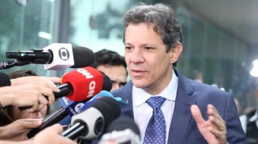 Haddad falou hoje ao chegar no ministério da Fazenda - Foto: Valter Campanato/Agência Brasil