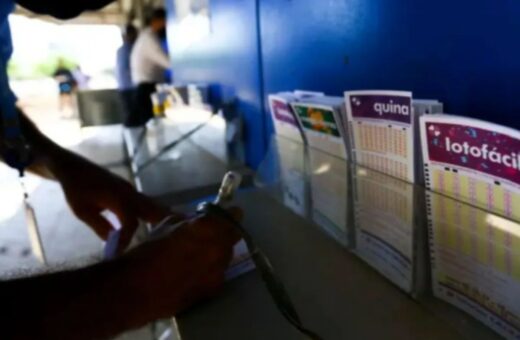 Resultado Loterias Caixa: veja os números de todos os sorteios de hoje (22/10). Foto: Marcello Casal Jr/Agência Brasil