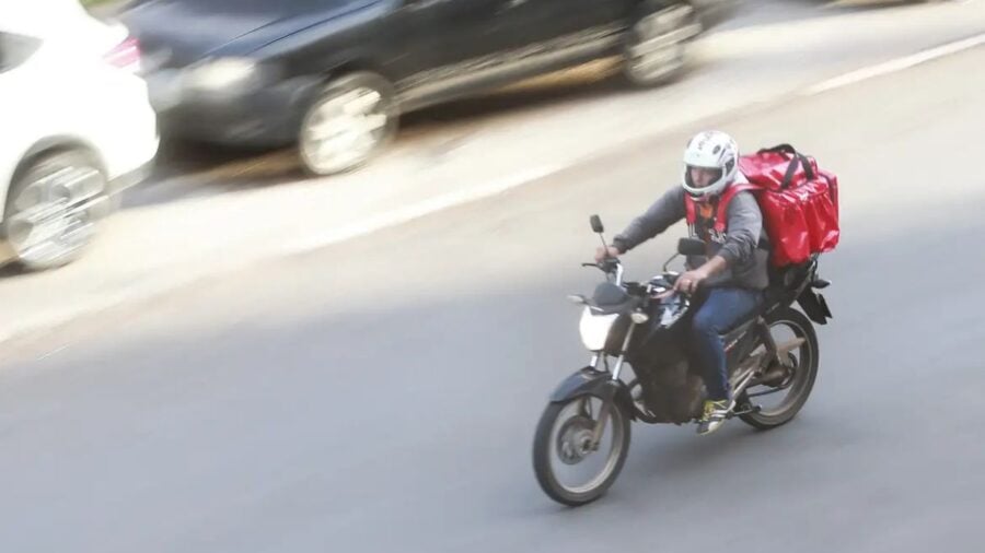 Conflito entre motoboys e moradores termina com intervenção da PM - Foto: Marcello Casal jr/Agência Brasil