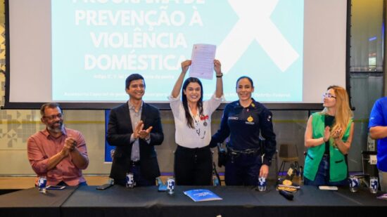 Secretaria da Mulher do DF lança Programa de Prevenção à Violência Doméstica