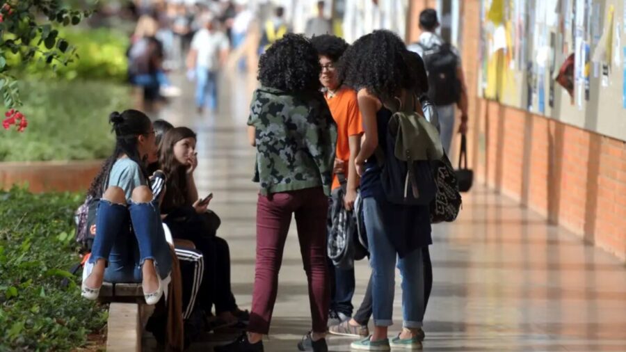 UNB aprova cotas para pessoas trans nos cursos de graduação