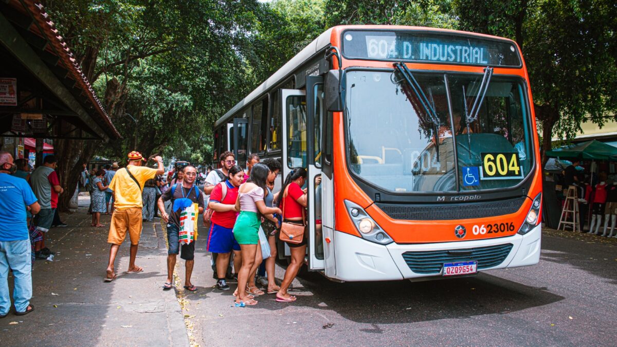 Assaltos a ônibus diminuem em Manaus