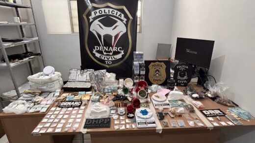 Policiais civis apreenderam drogas como crack, MD e ecstasy - Foto: Dvulgação/PCTO