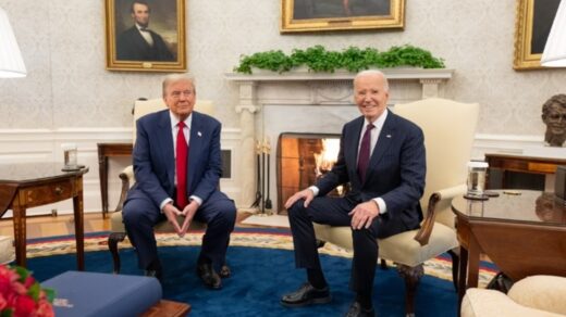 Donald Trump e Biden se reúnem na Casa Branca e falam sobre 'transição pacífica'