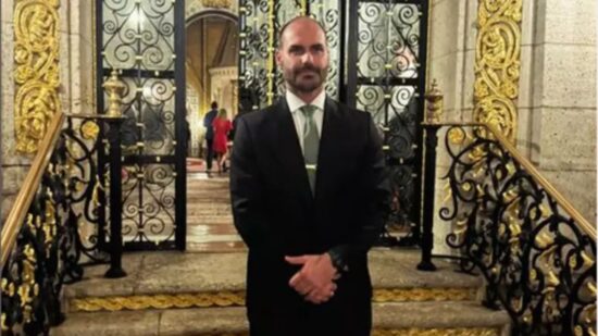 Eduardo Bolsonaro posou em Mar-a-lago, resort de luxo de Trump - Foto: Reprodução/Instagram