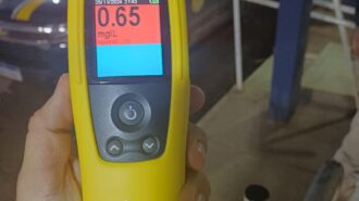 Etilômetro marcou 0.65 miligramas de álcool por litro de ar expelido pelos pulmões - Foto: Divulgação/PRF Tocantins