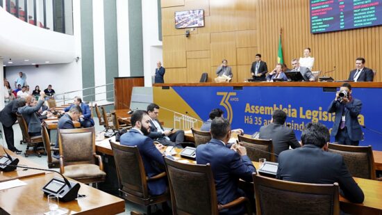 Nova PEC foi aprovada com 16 votos favoráveis no segundo turno - Foto: Koró Rocha/Assembleia Legislativa do TO