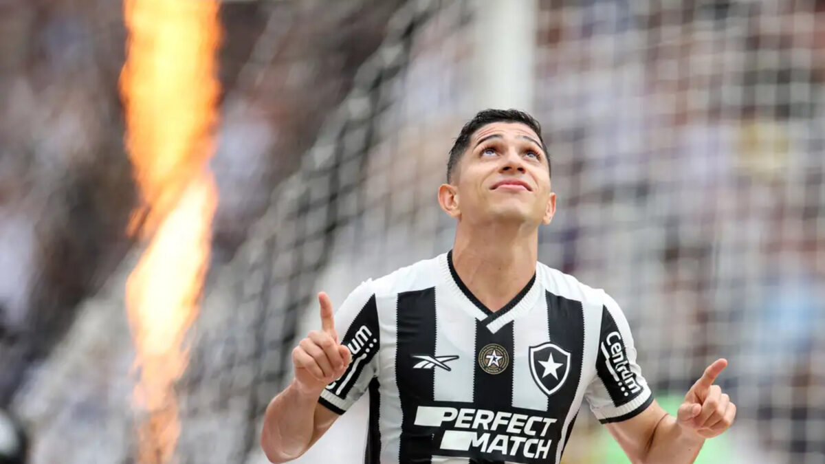 Botafogo vence Brasileirão e se torna tricampeão brasileiro