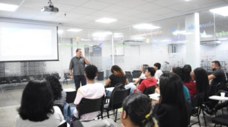 Curso gratuito de 'Atendimento e Vendas no Varejo' em Manaus