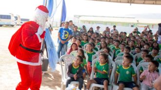 Campanha Papai Noel dos Correios realiza entrega de presentes em Boa Vista.