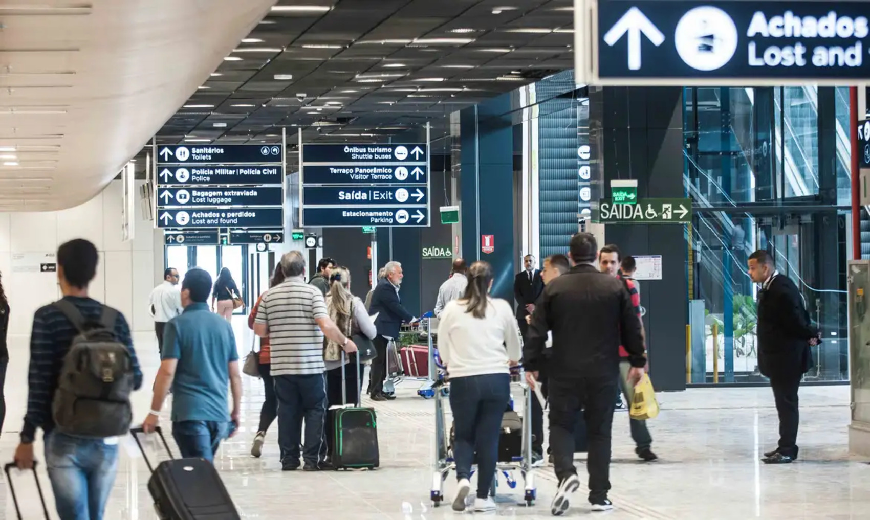 Wilson Lima se reuniu com a Infraero para pedir a mudança da gestão de três aeroportos do estado