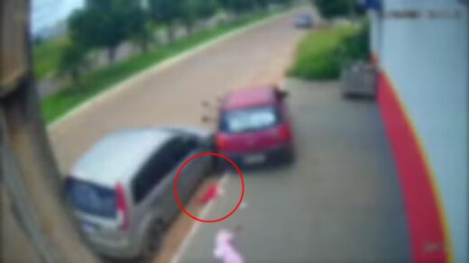 Vídeo mostra o momento em que o carro passa por cima de um bebê em Vilhena - Foto: Reprodução