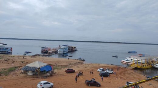 Nível dos rios no Amazonas