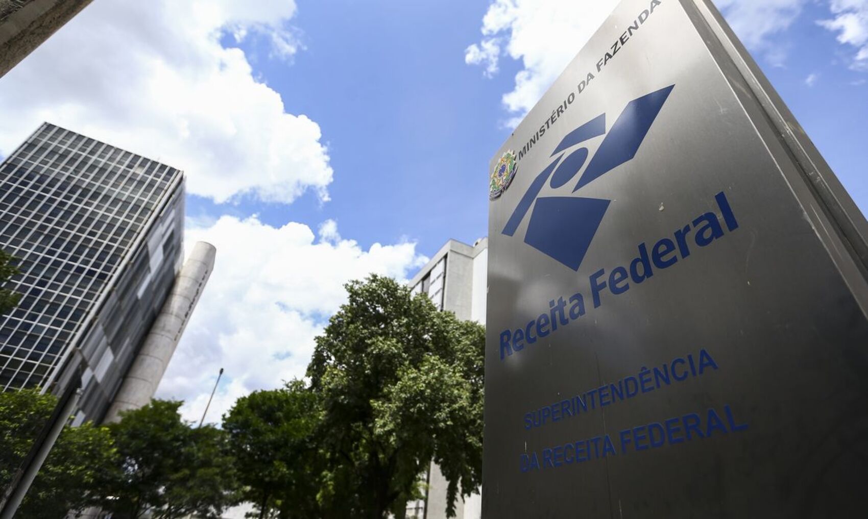 Fazenda Nacional e Receita Federal abrem editais para negociar dívidas de grandes corporações